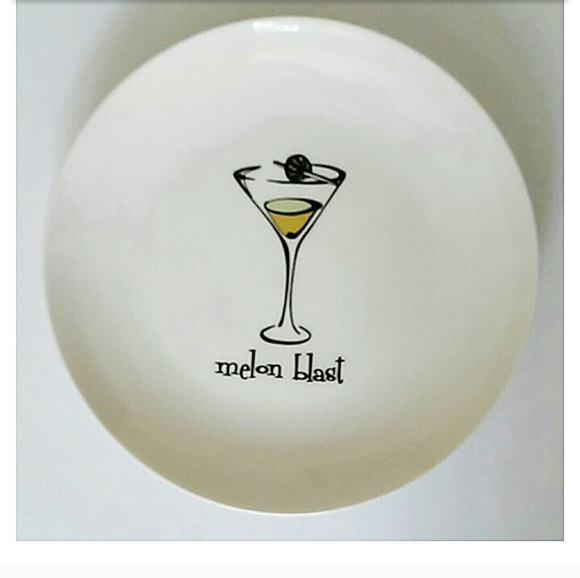 4 Varied Martini Plate Set - Picture 5 of 8